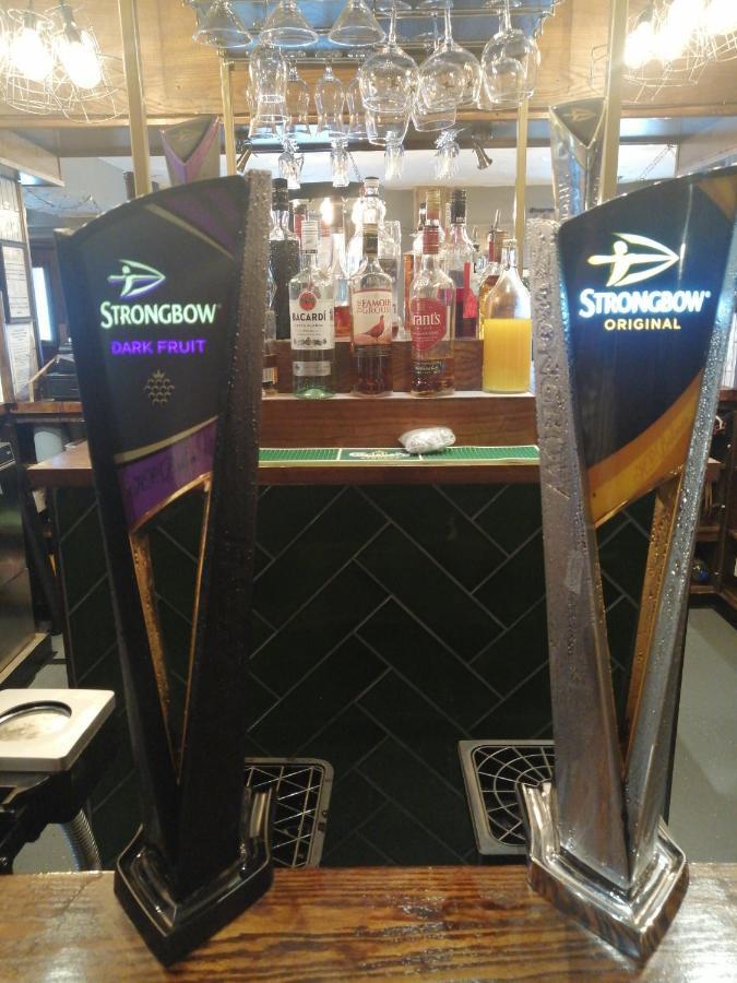 فندق The Castlegate Arms بنريث المظهر الخارجي الصورة