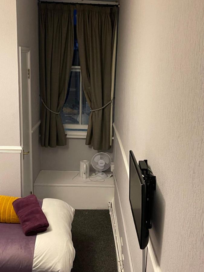 فندق The Castlegate Arms بنريث المظهر الخارجي الصورة